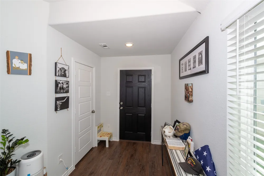 431 Woodhouse Way Everman, TX 76140