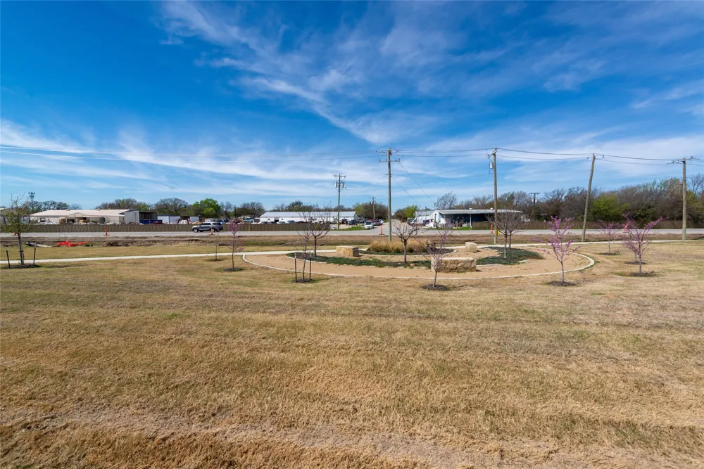 431 Woodhouse Way Everman, TX 76140