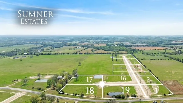 330 PRIVATE ROAD 33263 Sumner, TX 75486