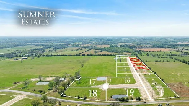 330 PRIVATE ROAD 33263 Sumner, TX 75486