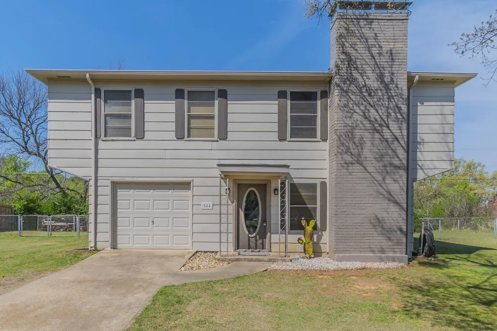 544 Rose Circle Gordonville, TX 76245