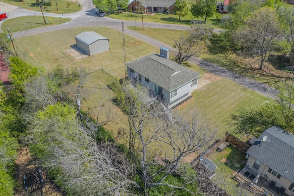 544 Rose Circle Gordonville, TX 76245