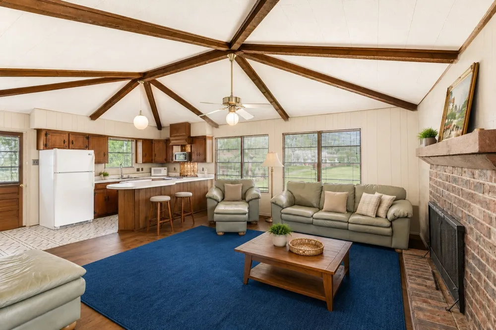 544 Rose Circle Gordonville, TX 76245