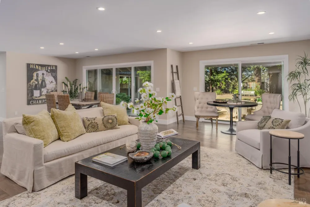 49 Hoff Road Kenwood, CA 95409