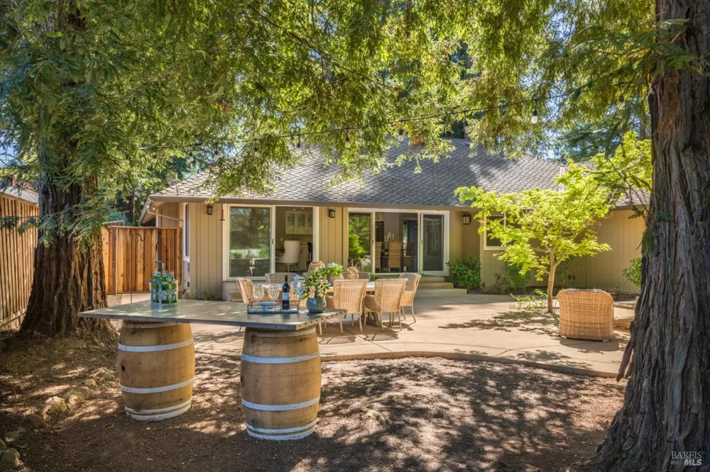 49 Hoff Road Kenwood, CA 95409