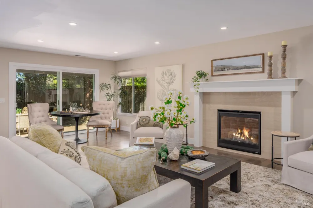 49 Hoff Road Kenwood, CA 95409
