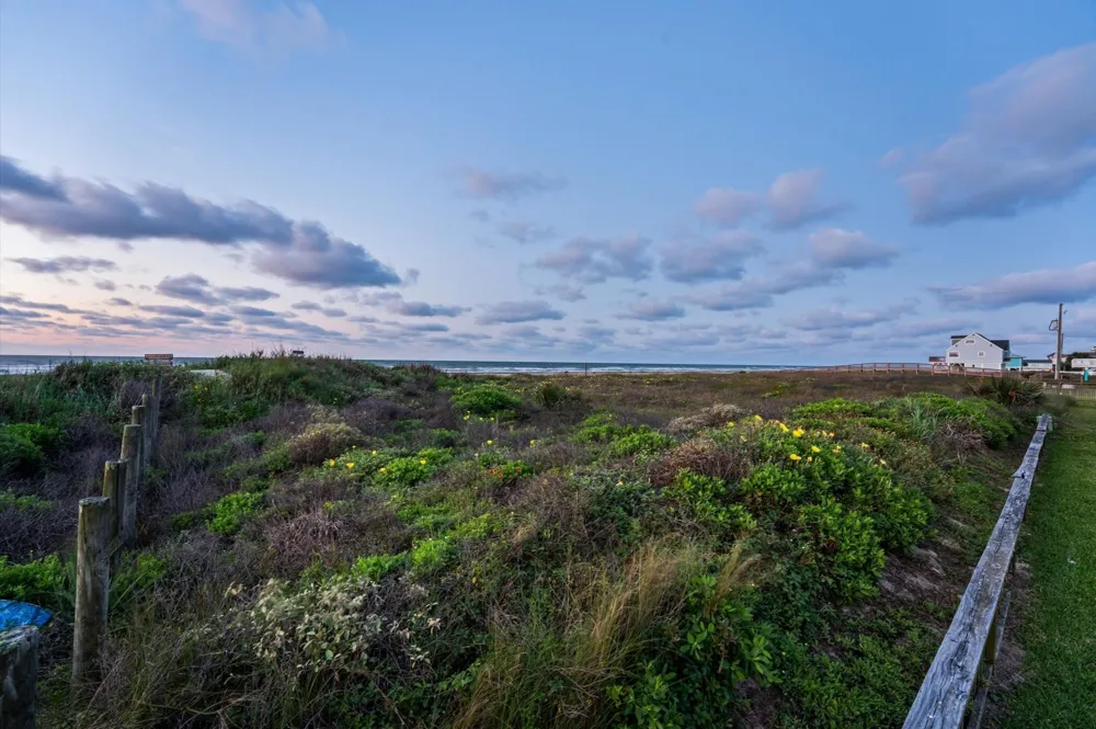 22502 Kennedy Drive Galveston, TX 77554