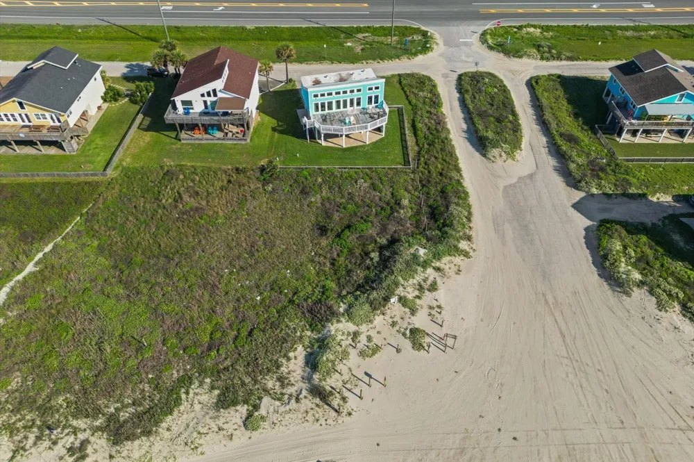 22502 Kennedy Drive Galveston, TX 77554