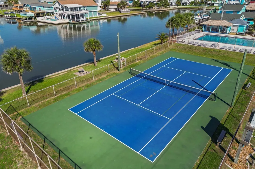 22502 Kennedy Drive Galveston, TX 77554