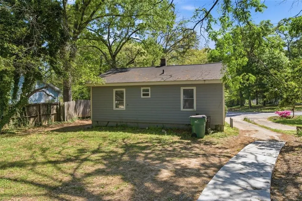 4649 Burks Road Forest Park, GA 30297