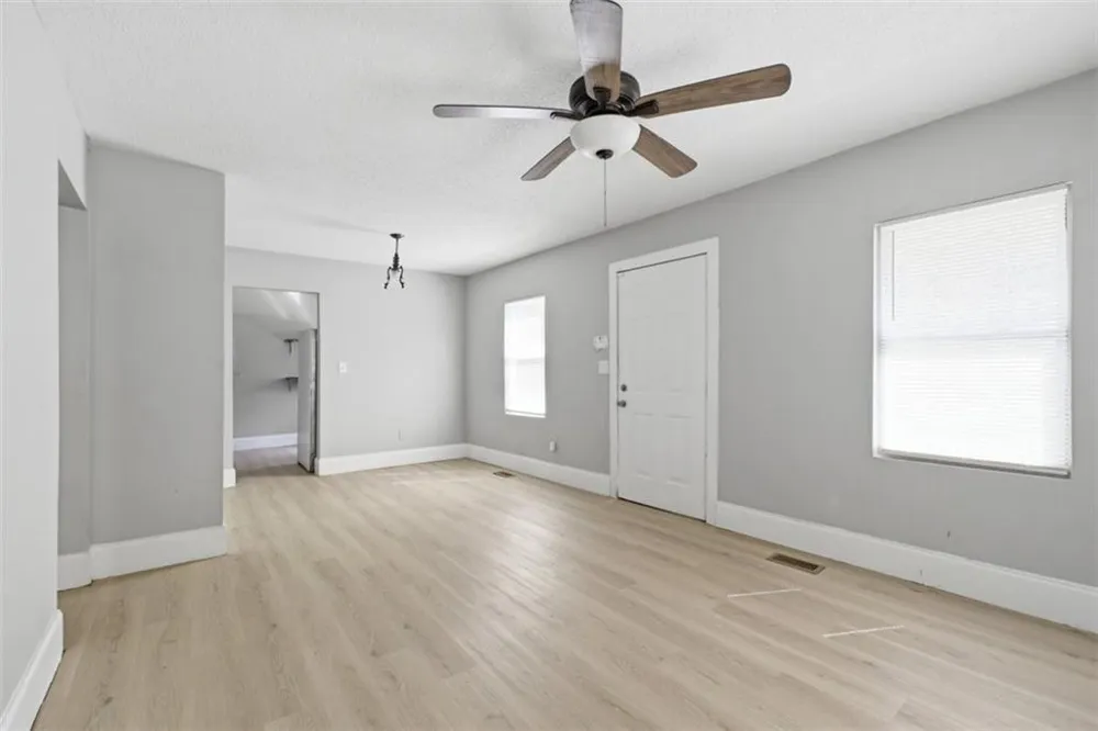 4649 Burks Road Forest Park, GA 30297