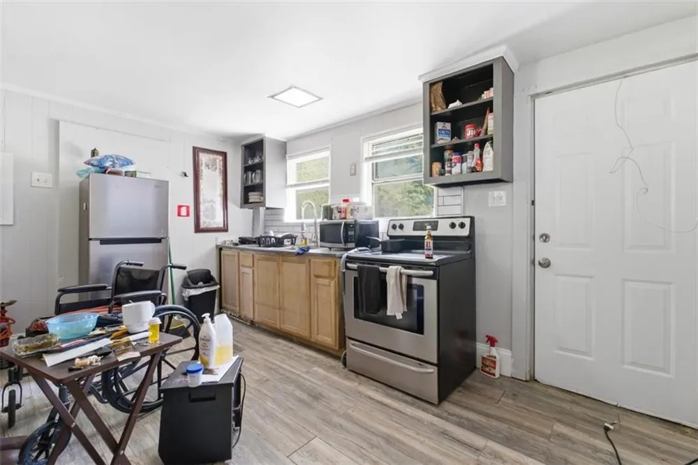 4649 Burks Road Forest Park, GA 30297