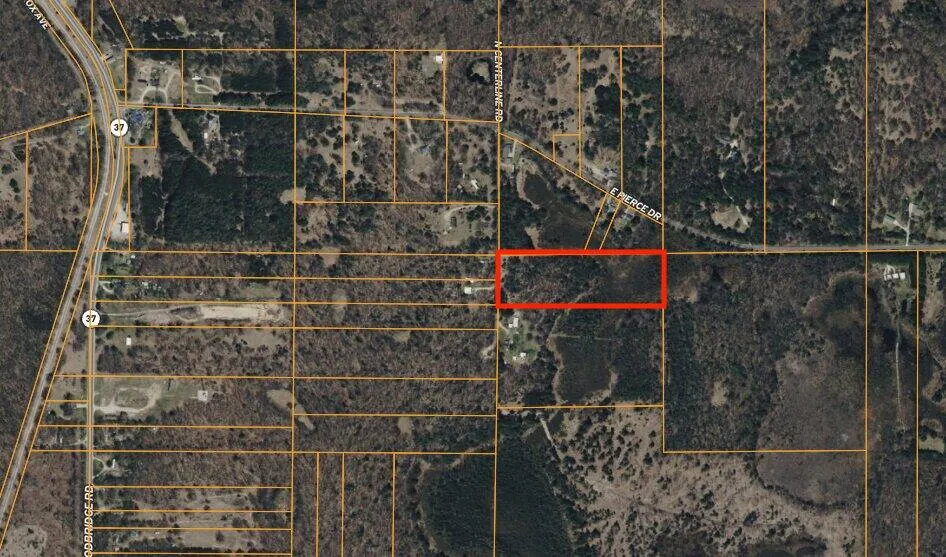 8 Centerline Road White Cloud, MI 49349
