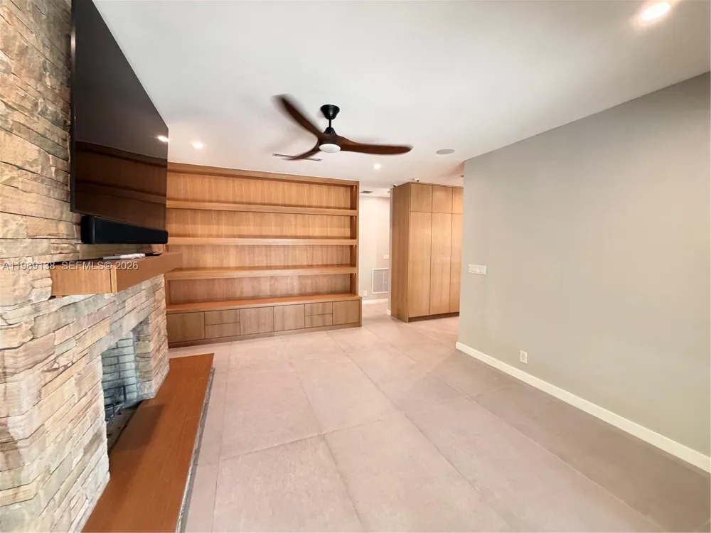 3200 NE 165th St North Miami Beach, FL 33160