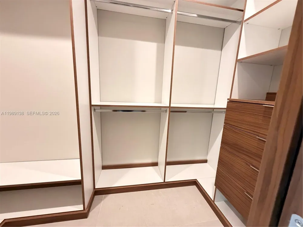 3200 NE 165th St North Miami Beach, FL 33160
