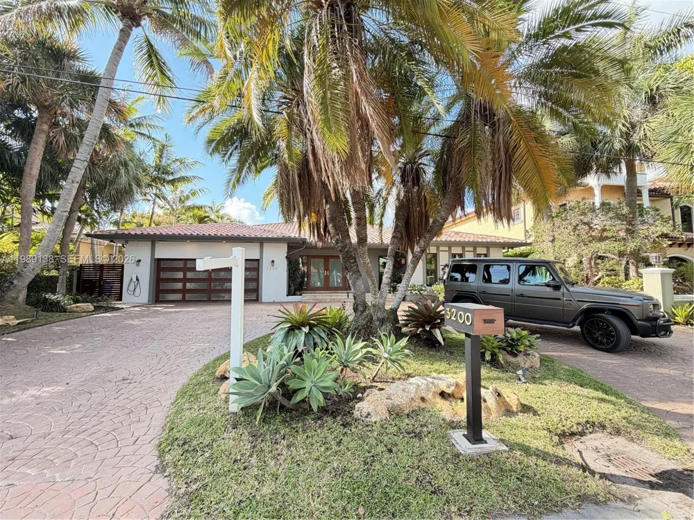 3200 NE 165th St North Miami Beach, FL 33160