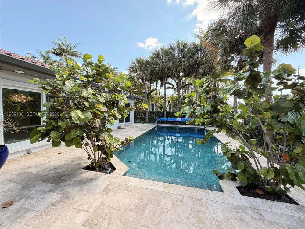 3200 NE 165th St North Miami Beach, FL 33160