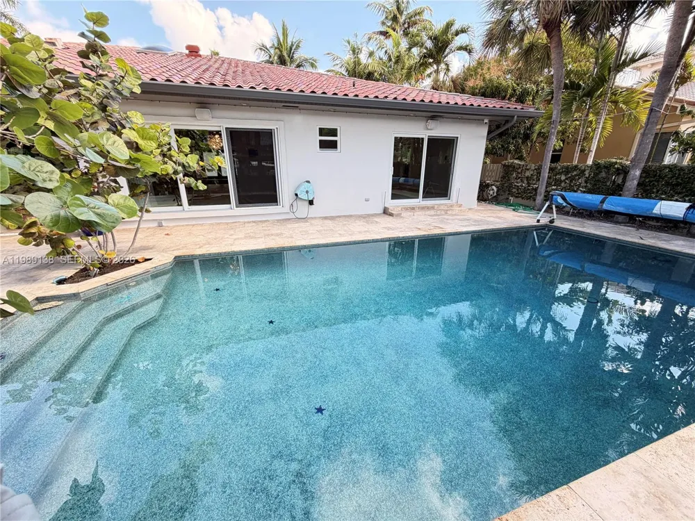 3200 NE 165th St North Miami Beach, FL 33160
