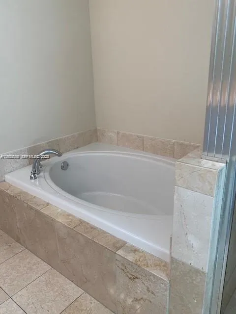3330 NE 190th St #1018 Aventura, FL 33180