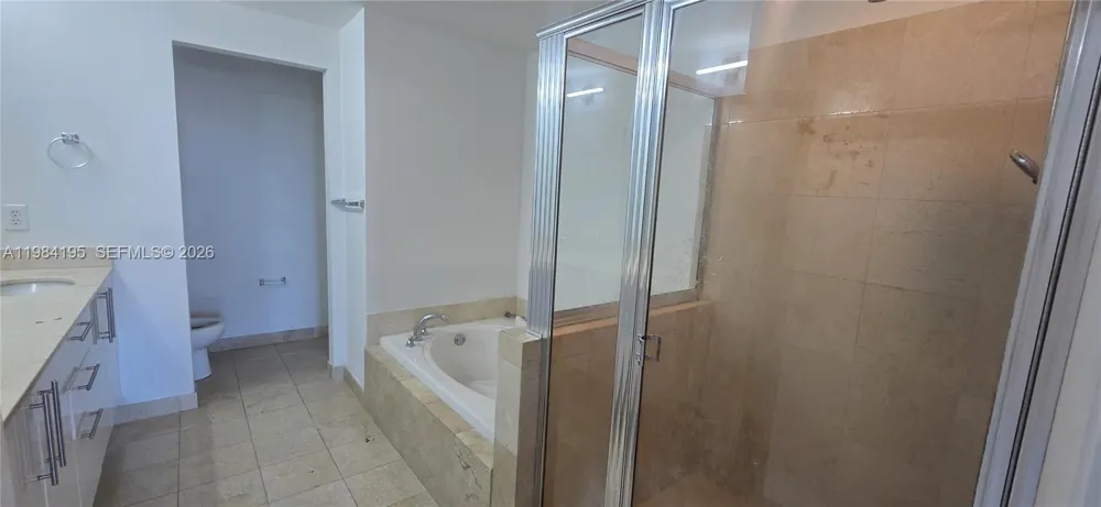 3330 NE 190th St #1018 Aventura, FL 33180