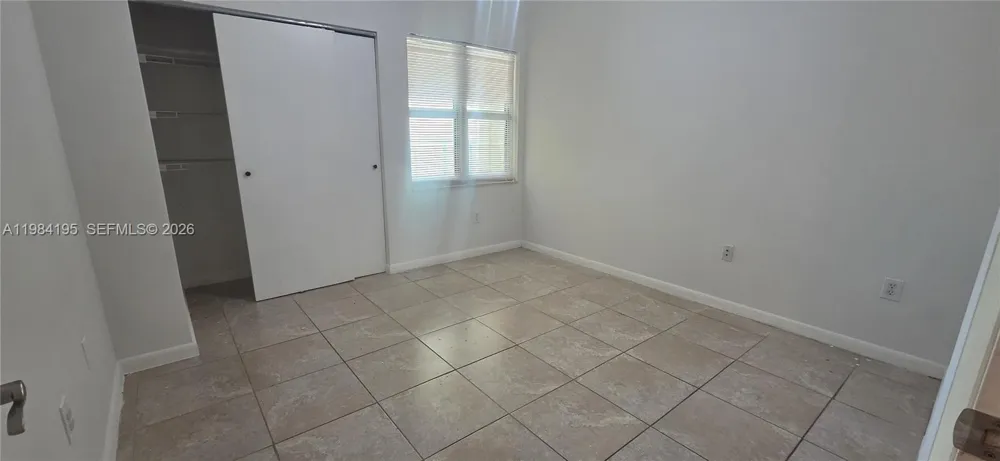 3330 NE 190th St #1018 Aventura, FL 33180