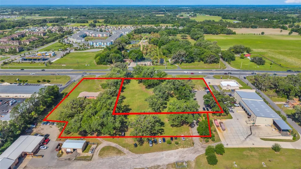 9935 US HIGHWAY 301 Wildwood, FL 34785