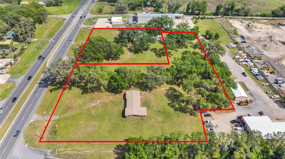 9935 US HIGHWAY 301 Wildwood, FL 34785