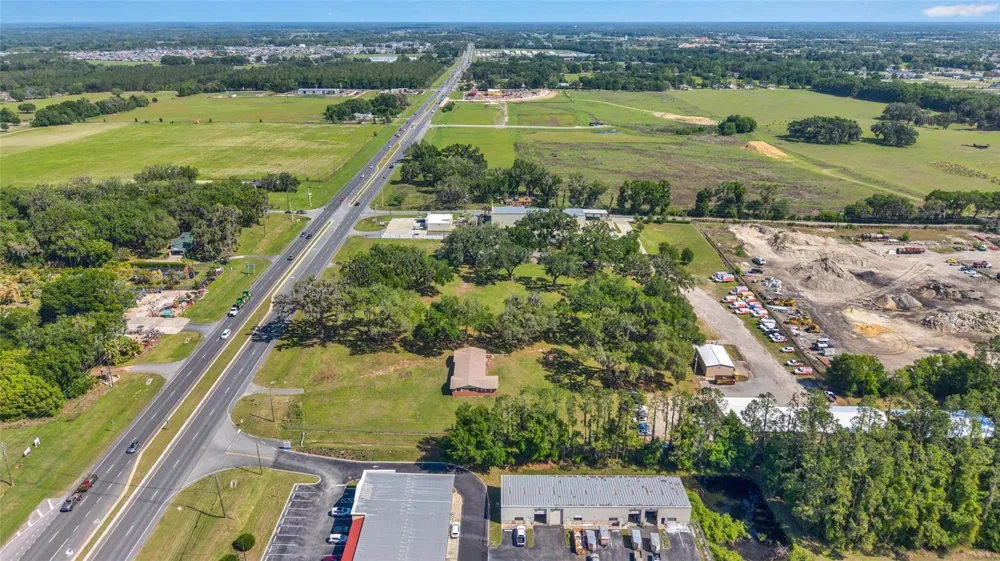 9935 US HIGHWAY 301 Wildwood, FL 34785