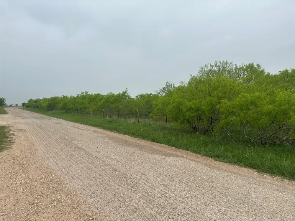 1507 County Road 428 Dime Box, TX 77853