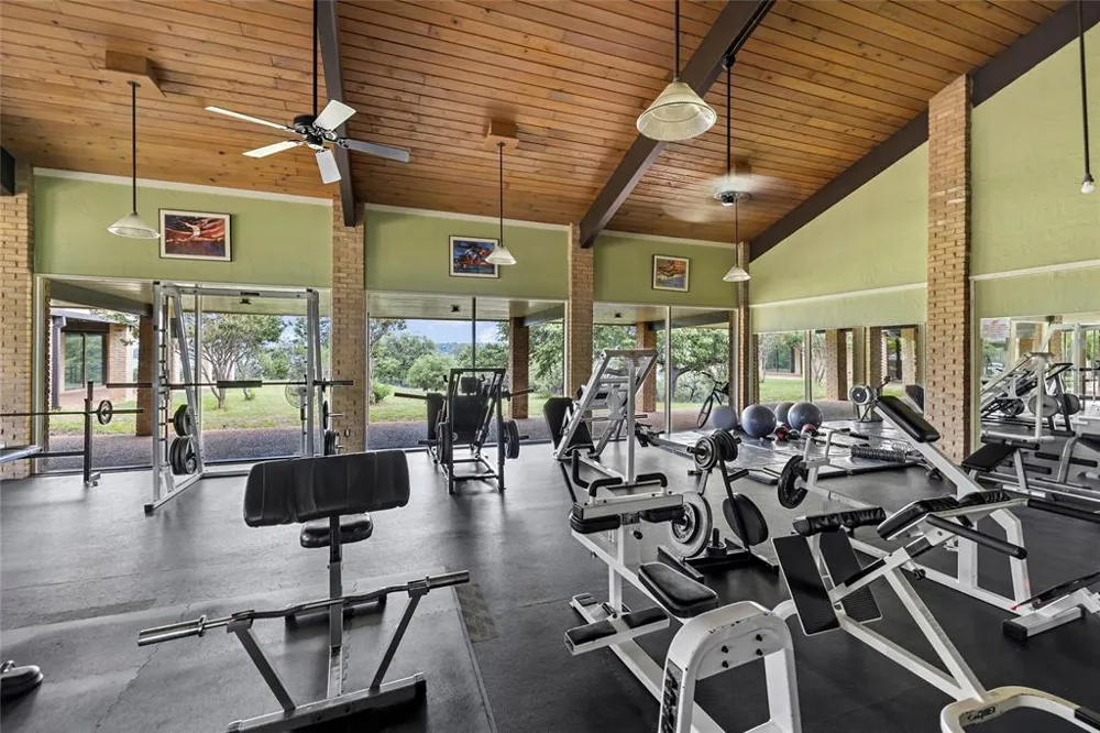18804 Venture Drive Point Venture, TX 78645