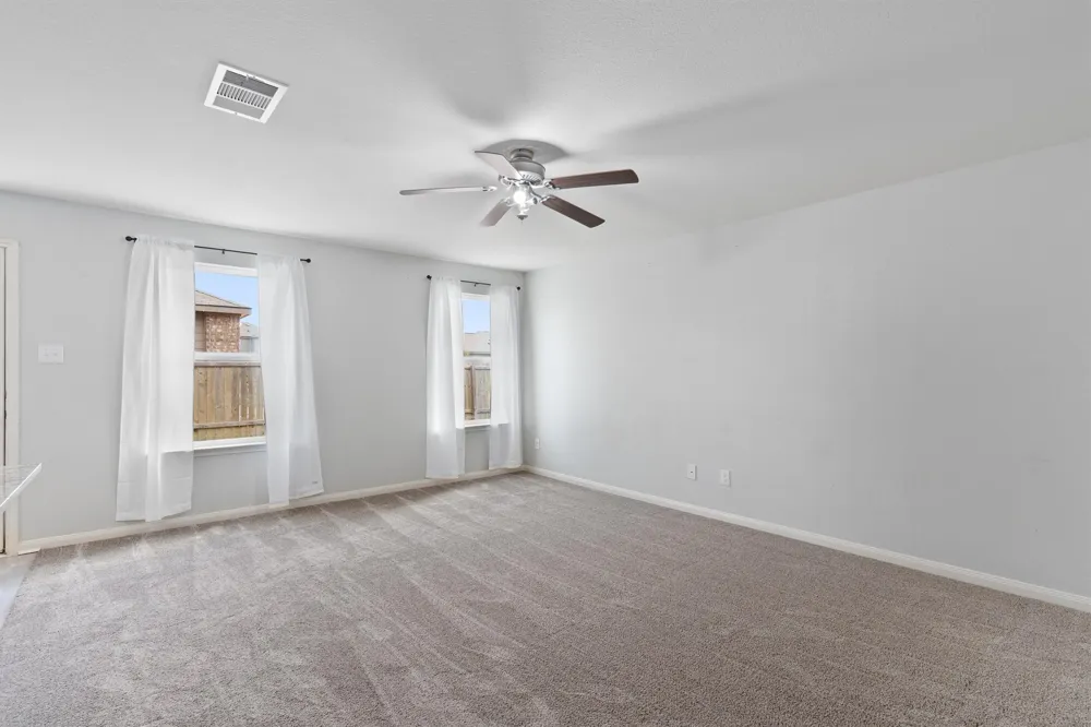 163 Niven Path #12K Jarrell, TX 76537