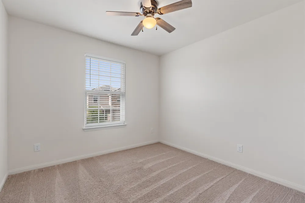163 Niven Path #12K Jarrell, TX 76537