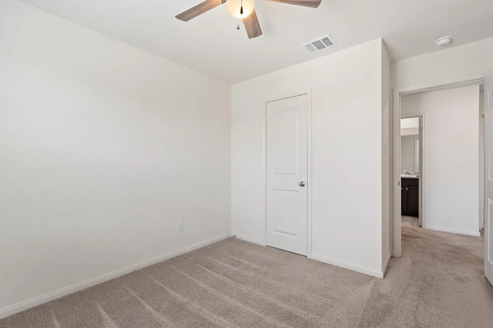 163 Niven Path #12K Jarrell, TX 76537