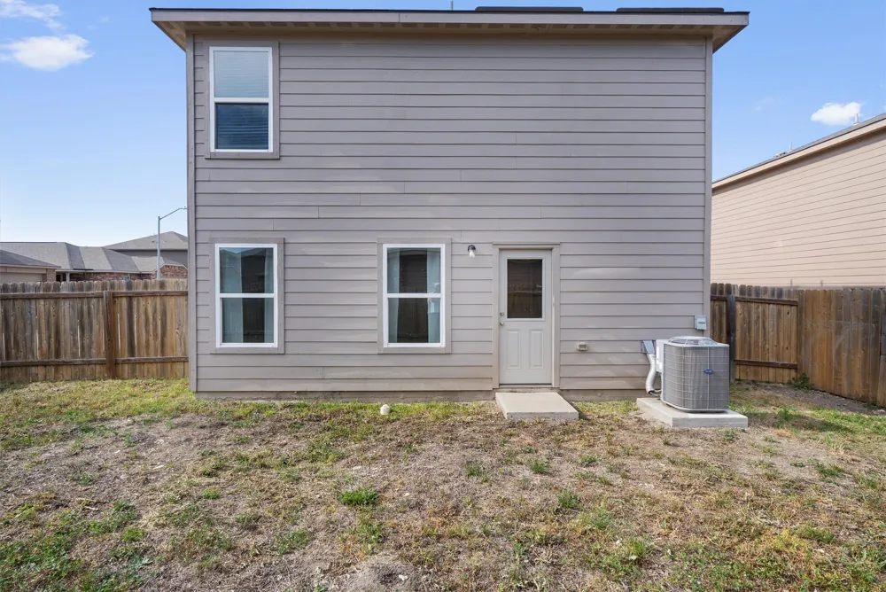 163 Niven Path #12K Jarrell, TX 76537