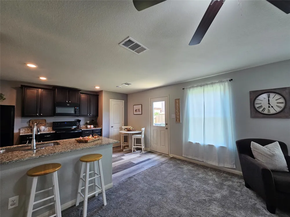 163 Niven Path #12K Jarrell, TX 76537