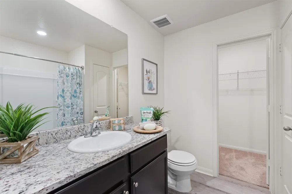 163 Niven Path #12K Jarrell, TX 76537