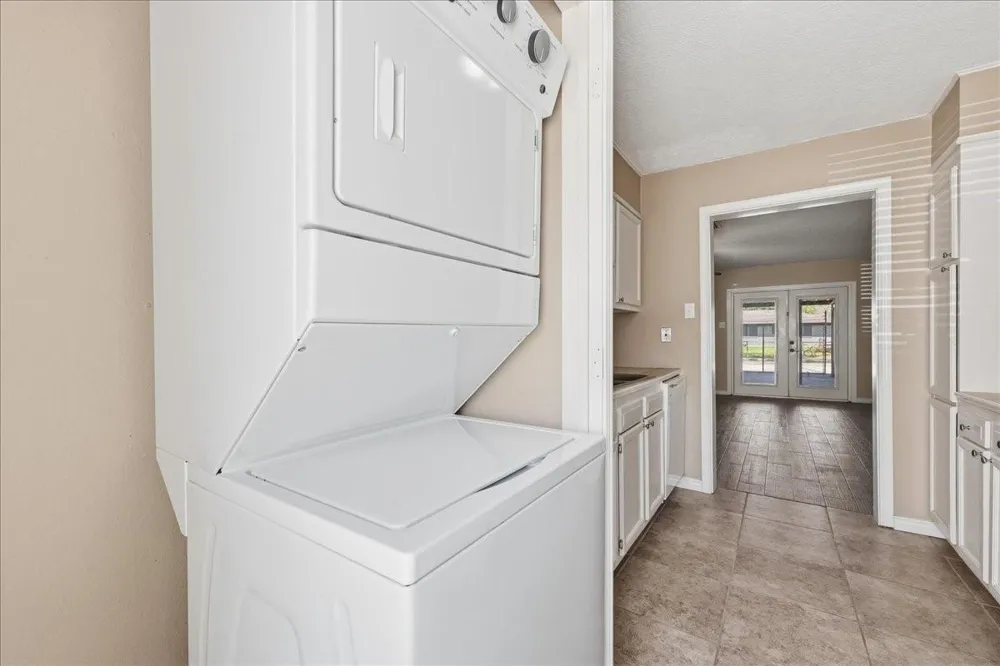 481 Moore Vidor, TX 77662