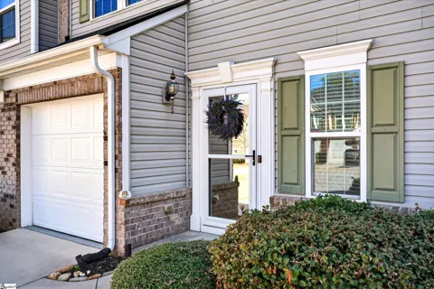 475 Woodbark Court