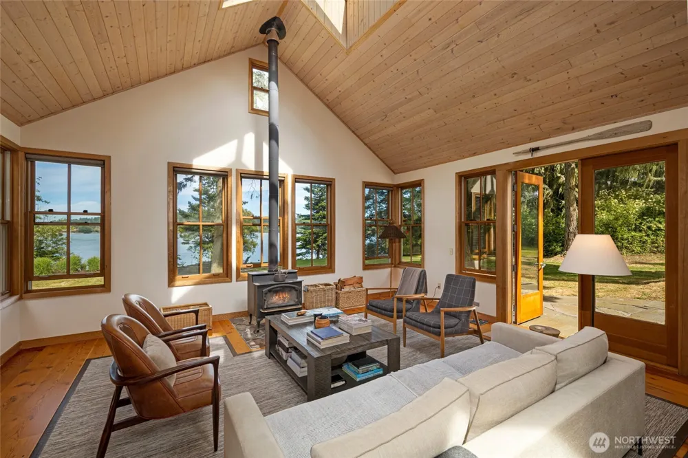 16 Bayshore Road Friday Harbor, WA 98250