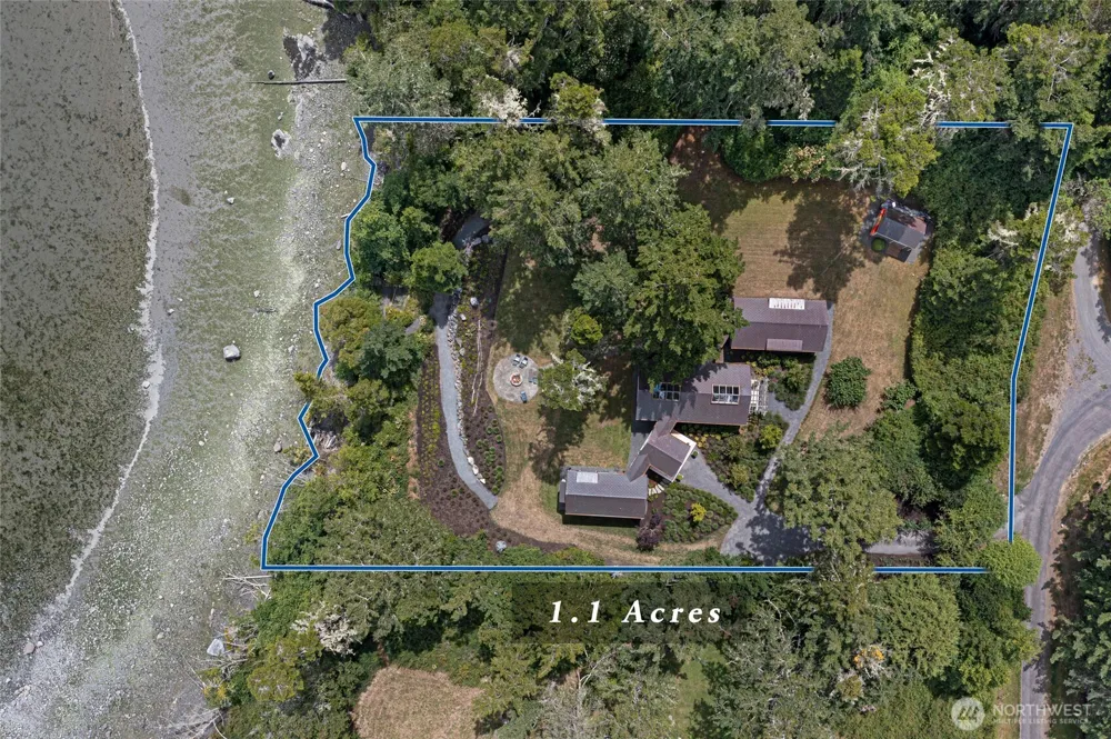 16 Bayshore Road Friday Harbor, WA 98250