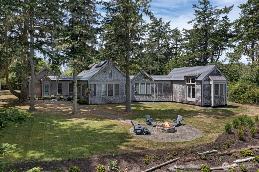 16 Bayshore Road Friday Harbor, WA 98250