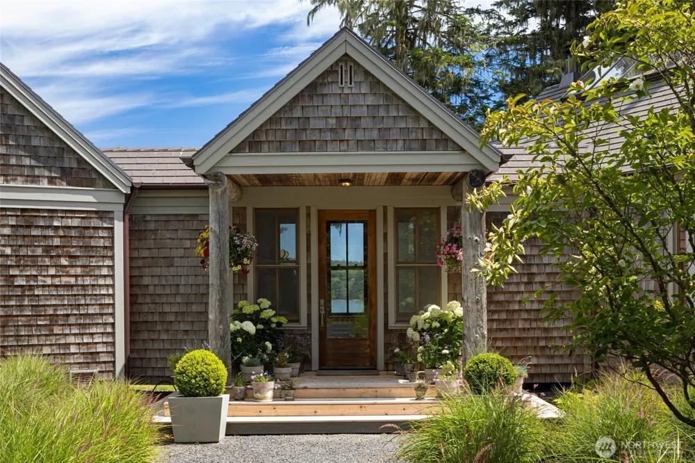 16 Bayshore Road Friday Harbor, WA 98250