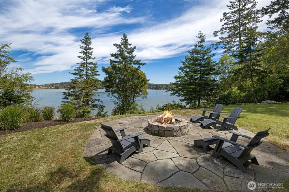 16 Bayshore Road Friday Harbor, WA 98250