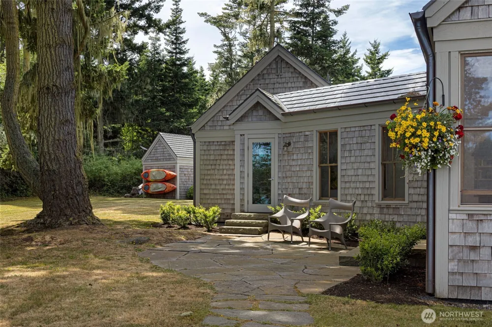 16 Bayshore Road Friday Harbor, WA 98250