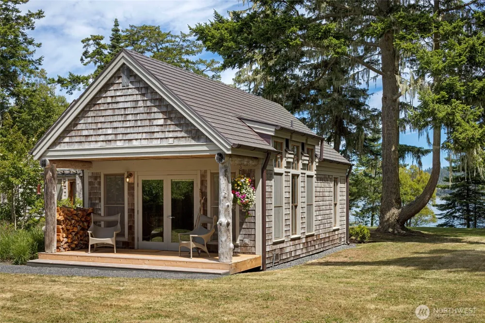 16 Bayshore Road Friday Harbor, WA 98250