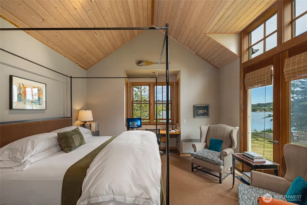 16 Bayshore Road Friday Harbor, WA 98250