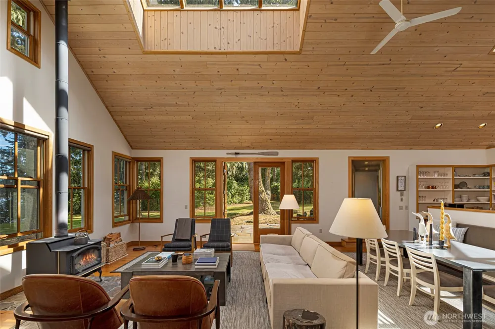 16 Bayshore Road Friday Harbor, WA 98250