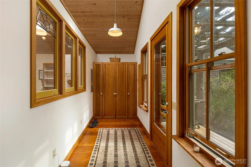16 Bayshore Road Friday Harbor, WA 98250