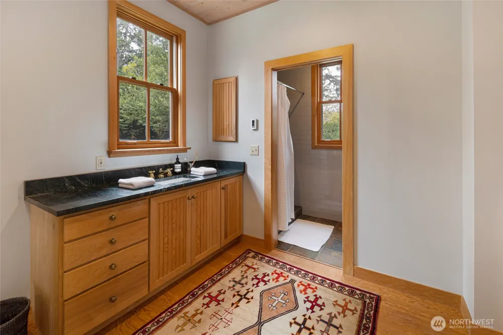 16 Bayshore Road Friday Harbor, WA 98250