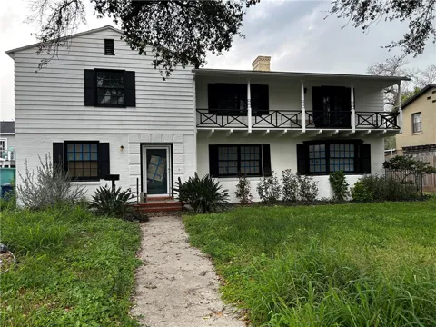 210 Louisiana Avenue